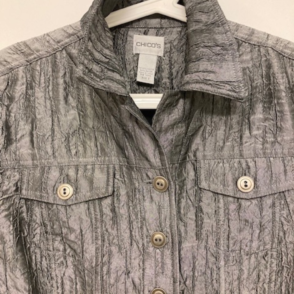 Chico's cropped grey silver jacket size 2